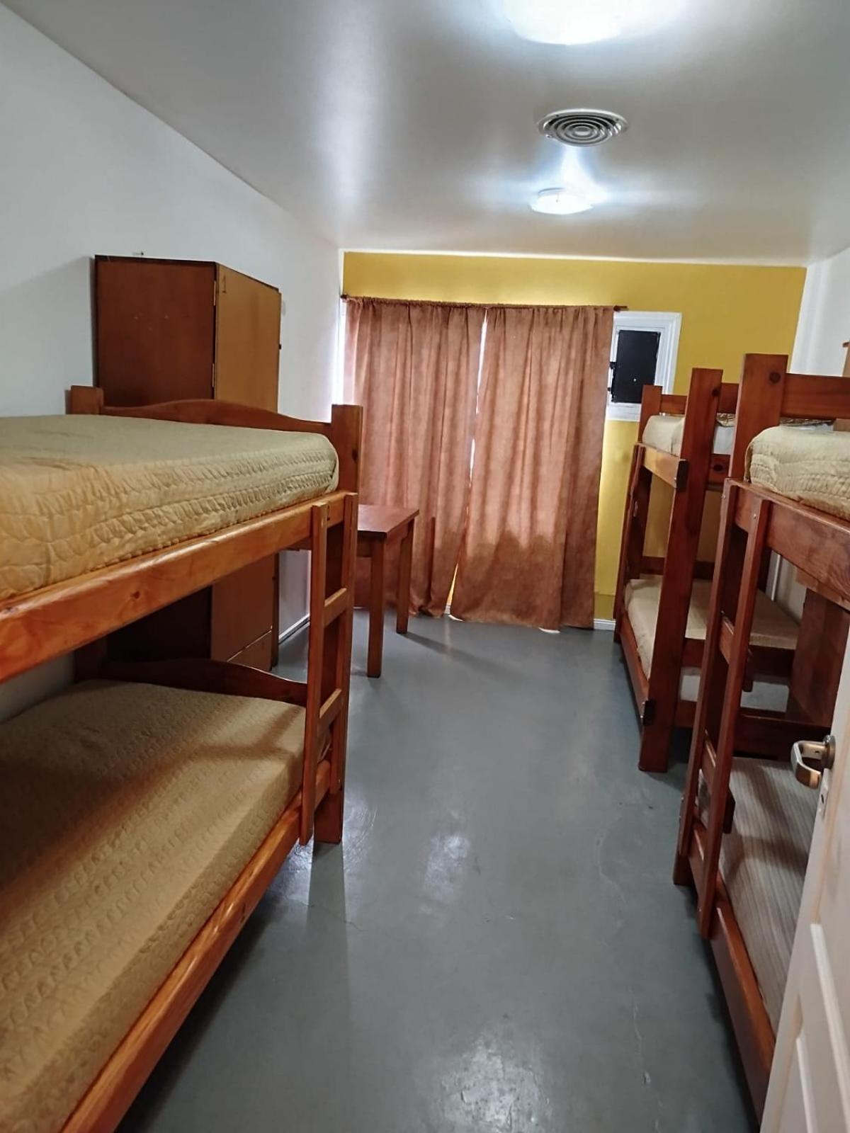 Alma Travelers Hostel El Chalten Kültér fotó