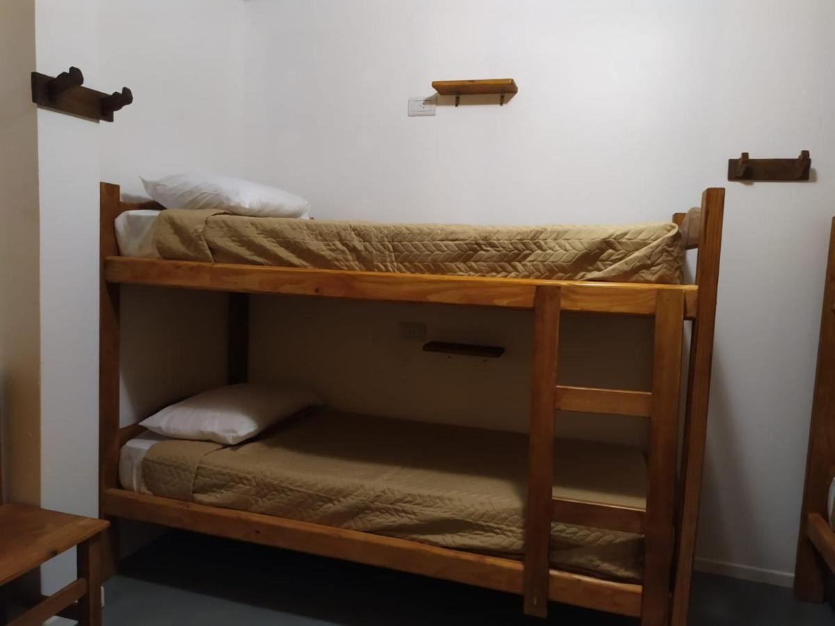 Alma Travelers Hostel El Chalten Kültér fotó
